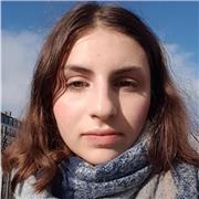 Etudiante en histoire de l'art bilingue en anglais